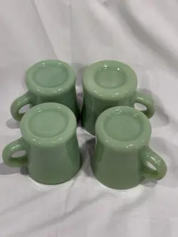 FIRE KING C HANDLE JADITE MUGS SET OF 4 ANCHOR HOCKING VINTAGE GREEN CUPS