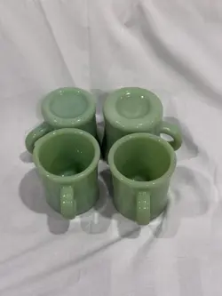 GREEN CUPS