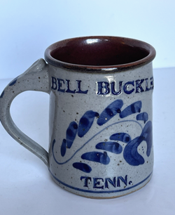 MUG SIGNED HARVEY