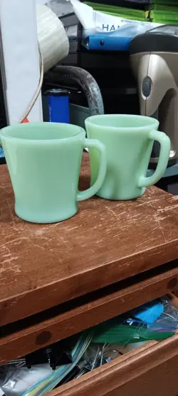 VINTAGE FIRE KING JADEITE JADITE COFFEE TEA MUG D HANDLE GREEN 3.5