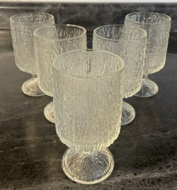 CRYSTAL ICE FOOTED