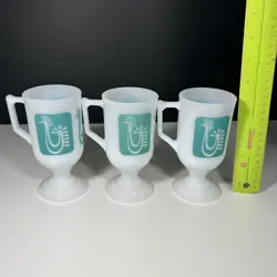 GLASS PEDESTAL MUGS
