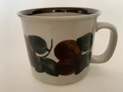 BEIGE BROWN PATTERN
