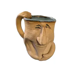 HANDCRAFTED COLLECTIBLE STONEWARE