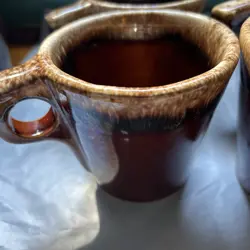 VINTAGE HULL POTTERY
