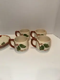 APPLE COFFEE