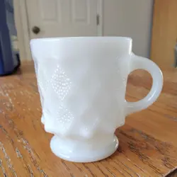 GLASS DIAMOND MUG