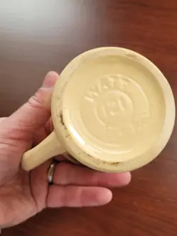 POTTERY MUG VINTAGE