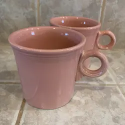 2 FIESTAWARE FIESTA MUGS HLC VINTAGE ROSE RING HANDLE COFFEE CUP MUG USA
