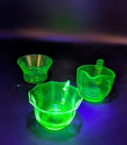 DEPRESSION URANIUM GLASS