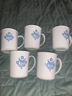 VINTAGE CORNING WARE MUGS (1)