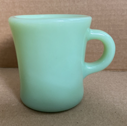 VINTAGE ANCHOR HOCKING FIRE KING USA COFFEE MUG / TEA CUP GREEN