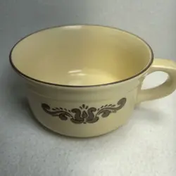 VINTAGE PFALTZGRAFF VILLAGE PATTERN SOUP MUG