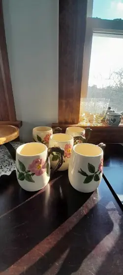 LOT OF 5 VINTAGE FRANCISCAN DESERT ROSE GRAND MUGS 4.5