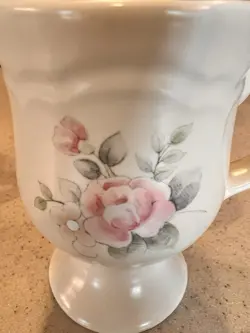 OZ. PEDESTAL