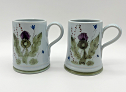 2 VINTAGE BUCHAN STONEWARE THISTLE TANKARD MUGS 187 10 MADE IN SCOTLAND