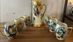 STYLE MUGS WITH