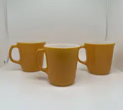 SET OF 3 VINTAGE CORNING WARE CORELLE, COFFEE CUPS MUGS SUNFLOWER GOLD YELLOW