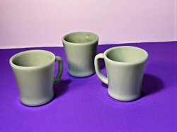 MUGS FLAT