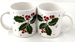 HOLLY BERRY CERAMIC
