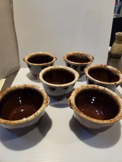 CUSTARD CUPS W/