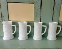 VINTAGE FEDERAL WHITE MILK GLASS BEER STEIN MUG TAVERN SCENE 4 AVAILABLE 6 INCH