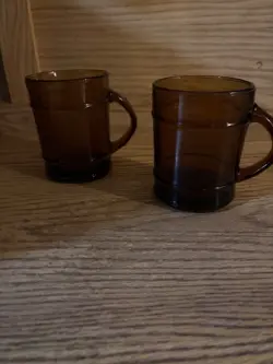 VINTAGE FIRE KING SET OF 2 LOT BROWN AMBER GLASS BARREL CUP MUG ANCHOR HOCKING