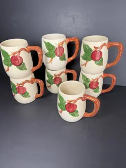 GRAND MUG HANDPAINTED