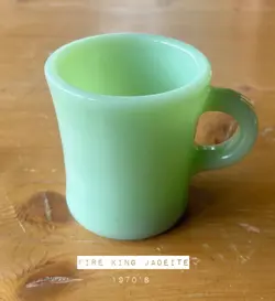 VINTAGE FIRE KING JADEITE C HANDLE MUG