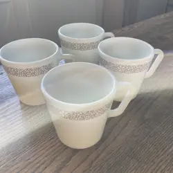 SET OF 4 VINTAGE PYREX WOODLAND BROWN COFFEE MUGS