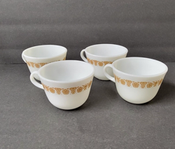 70S PYREX BUTTERFLY