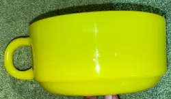 BRIGHT YELLOW GLASBAKE