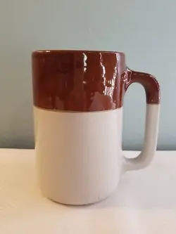 VINTAGE MONMOUTH POTTERY USA MAPLE LEAF BROWN RIM STONEWARE MUG