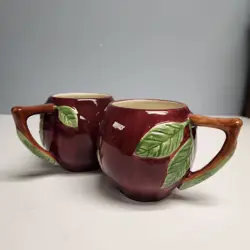 VINTAGE FRANCISCAN APPLE SCULPTURED 14OZ MUGS SET OF 2 MADE IN PORTUGAL