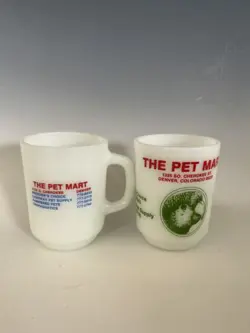 VINTAGE ANCHOR HOCKING MILK GLASS ADVERTISING COFFEE MUG DENVER THE PET MART  2