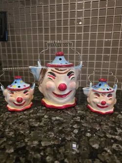 GLASS BEER STEINS