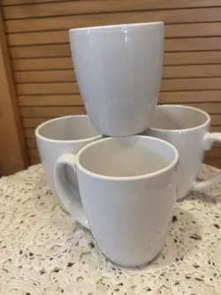 VTG CORELLE COORDINATES STONEWARE PURE WHITE PORCELAIN CUPS MUGS SET OF 4 BS 41