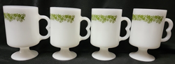 SET OF 4 VINTAGE CORELLE PYREX PEDESTAL MUG SPRING BLOSSOM GREEN CRAZY DAISY 8OZ