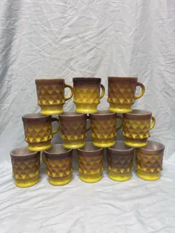12 VINTAGE ANCHOR HOCKING FIRE KING YELLOW BROWN DIAMOND KIMBERLY MUGS