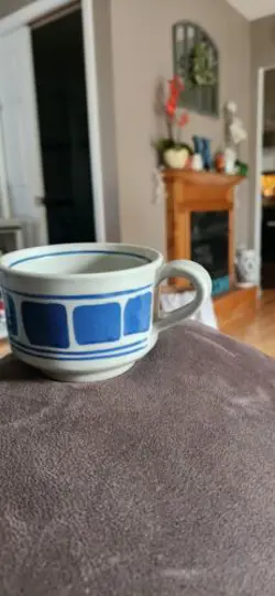 COFFEE CUP/MUG VINTAGE