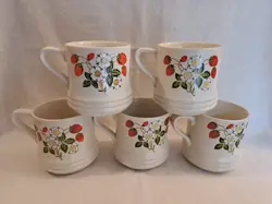 VINTAGE SHEFFIELD STRAWBERRIES 'N CREAM STONEWARE COLLECTION COFFEE CUPS MUGS