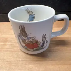 VTG WEDGWOOD PETER RABBIT BEATRIX POTTER MUG
