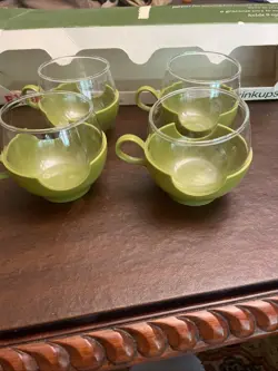 VINTAGE 1970'S SET 4 PYREX ROLY POLY GLASSES CUPS W/ HOLDERS AVOCADO GREEN NOS