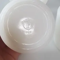 GLASS MILK GLASS