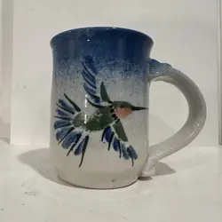 VINTAGE STONEWARE POTTERY COFFEE MUG CUP HUMMINGBIRD BLUE GREEN HANDMADE