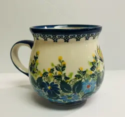 FLORAL BUTTERFLY DESIGN
