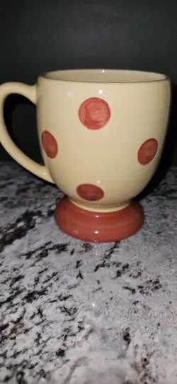 POLKA-DOT COFFEE