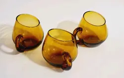 VTG MCM HANDBLOWN AMBER GLASS SLANT ASYMMETRICAL CUP MUG ANGLED MOUTH, SET OF 3