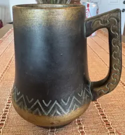 ARTS CRAFTS POTTERY