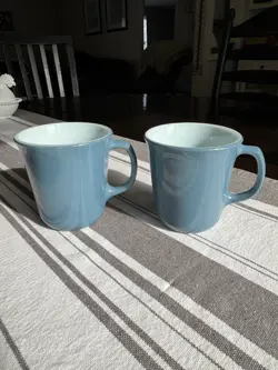 HANDLE MILK GLASS